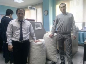ERZURUM ADLİYE ÇALIŞANLARI 40 KİLO "MAVİ KAPAK" TOPLADI