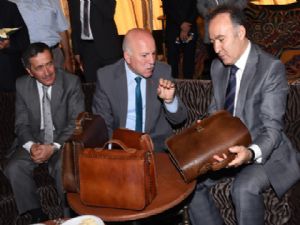 VALİ ALTIPARMAK: "BÜYÜKŞEHİR, KENT EKONOMİSİNE BÜYÜK KATKI SUNUYOR"