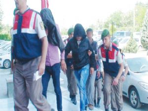 Uyuşturucu tacirlerine 21 yıl 17 ay hapis cezası
