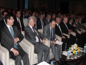 Vali Altıparmak'tan yerinde eleştiri