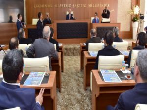 SEKMEN: "2016'YI KENTSEL DÖNÜŞÜM, YATIRIM VE HAMLE YILI İLAN ETTİK"