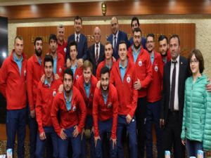 ŞAMPİYON TERMALSPOR'DAN BAŞKAN SEKMEN'E ZİYARET