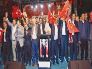 Dadaşlar Sultan Fatih Han'ın askerleri gibi nöbet tutuyor