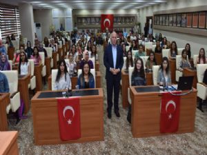 Sekmen: "Erzurum bir kültür, turizm ve tarih şehridir"