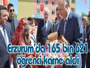 Erzurum'da 165 bin 621 öğrenci karne aldı