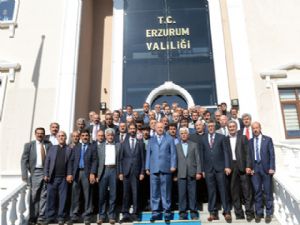 Vali Azizoğlu; "Muhtarlar demokrasinin temelidir"