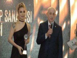 İrem Dericiden Meclis Başkanı Kahraman'a büyük gaf