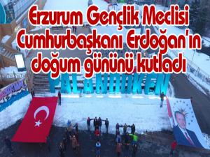 Erzurum Gençlik Meclisi Cumhurbaşkanı Erdoğanın doğum gününü kutladı