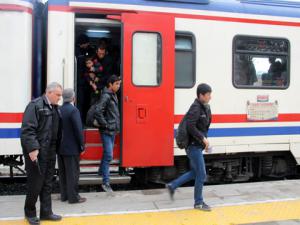 Kaçak göçmenlerin "Doğu Ekspresi" yolculuğu erken bitti