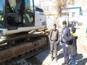 Pasinlerde metruk yapılar yıkılıyor