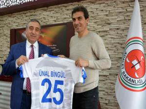 Başsavcı Bingüle Erzurumspor forması