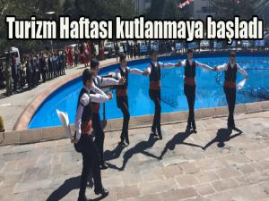 Erzurumda Turizm Haftası, folklor ve Mehter gösterisiyle başladı