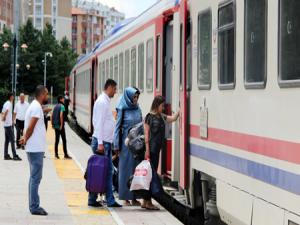 Doğu Ekspresine yoğun ilgi yazın da devam ediyor