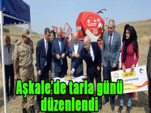 Aşkalede tarla günü düzenlendi