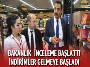 Fiyatlarını fahiş düzeyde artıran marka ve marketler indirime başladı