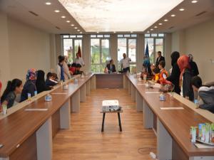 Palandöken Belediyesinden öğrencilere kırtasiye desteği