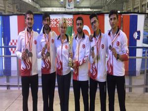Sürat patenciler madalyaları topladı