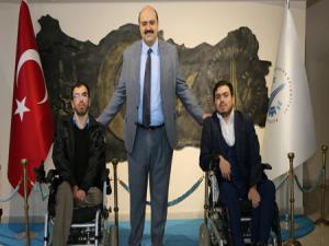 Başkan Orhan: Önce yüreğimizde ve zihnimizde engelleri aşmalıyız