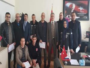 Göç idaresi Aşkale Geri Gönderme Merkezinden başarılı personellere ödül