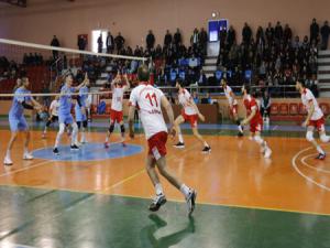 Palandöken Belediyespor, Akkuş Belediyesporu evinde yıktı