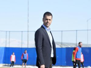 Büyükşehir Belediye Erzurumsporda Başkan Üneşten taraftara çağrı