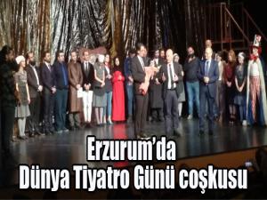 Erzurumda Dünya Tiyatro Günü coşkusu