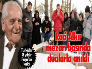 Türkü Paşa mezarı başında anıldı...