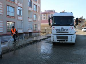 Aziziyede bahar temizliği devam ediyor