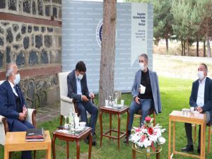 Üniversite Rektörleri, Rektör Çomaklıyı tebrik etti
