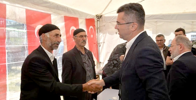 Şehit ailesine taziye ziyareti