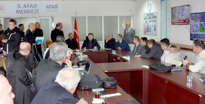 Erzurum’dan deprem bölgesine arama-kurtarma desteği
