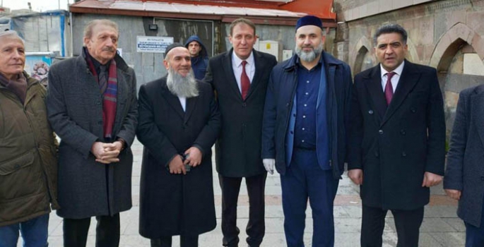 Taşmağazalar esnafından lokma ikramı