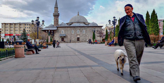 ‘Kuzulu Dede’ cadde turunda