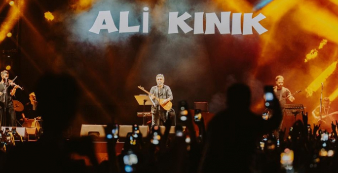 Ali Kınık mest etti