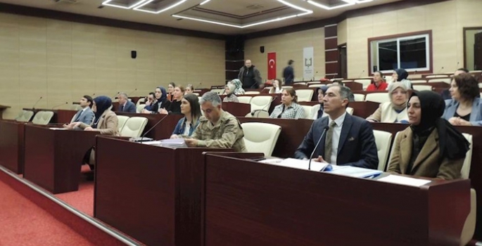 Kadına yönelik şiddetle mücadele masaya yatırıldı