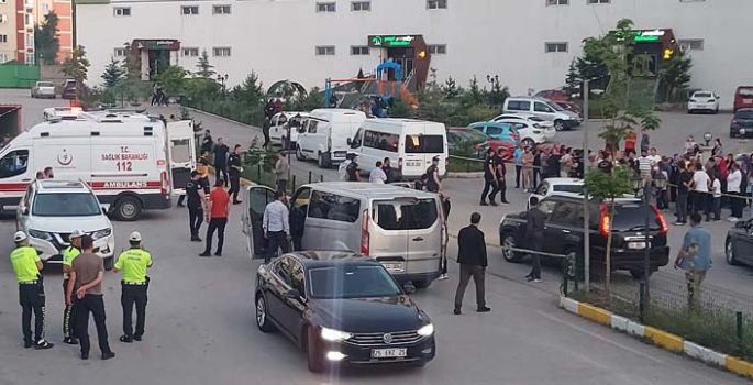 Otopark çıkışında kahreden kaza: 1 çocuk öldü