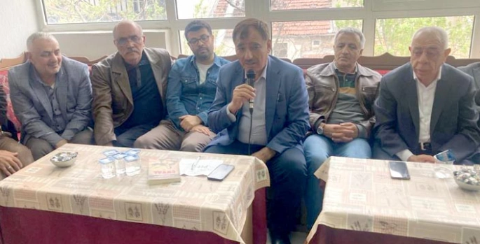 ESAV’da sazlı sözlü bayramlaşma