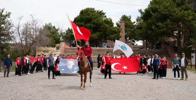 Minik yüreklerden büyük vefa