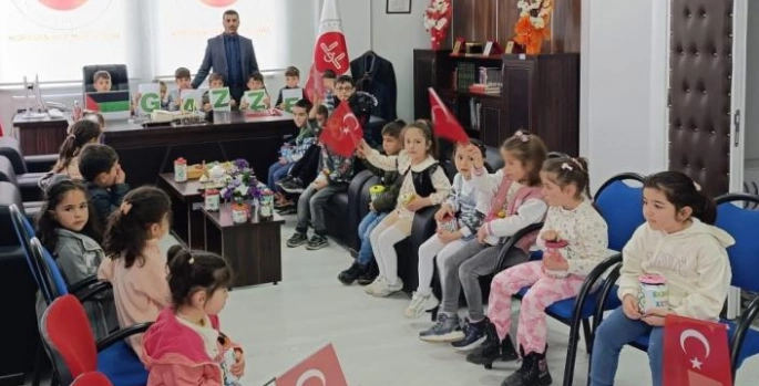 Miniklerden Gazzeli kardeşlerine anlamlı destek