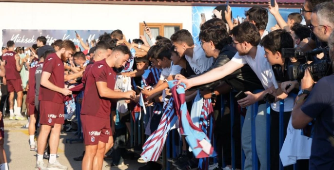 Trabzonspor taraftar buluşmasında izdiham