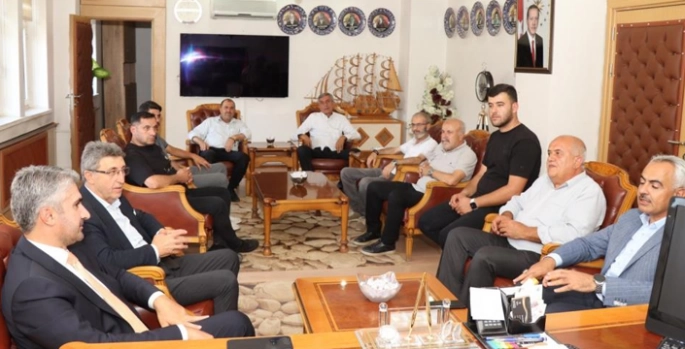 Tarıkdaroğlu Oltu'da temaslarda bulundu