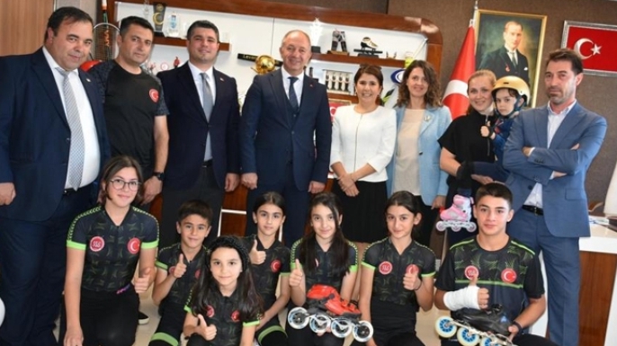 Speed Skating spor kulübü yönetiminden Çakmur’a ziyaret