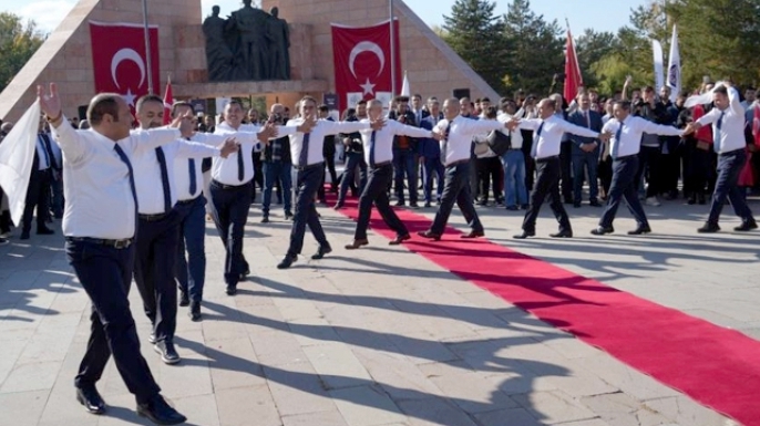 Atatürk Üniversitesi’nde akademik açılış