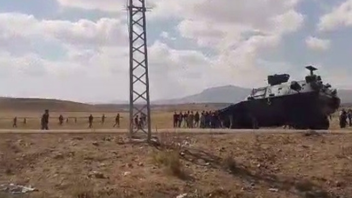 Cenazede ortalık karıştı