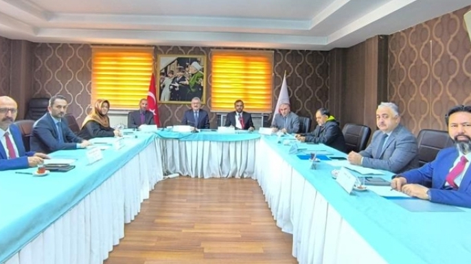 1001 Hatim istişaresi