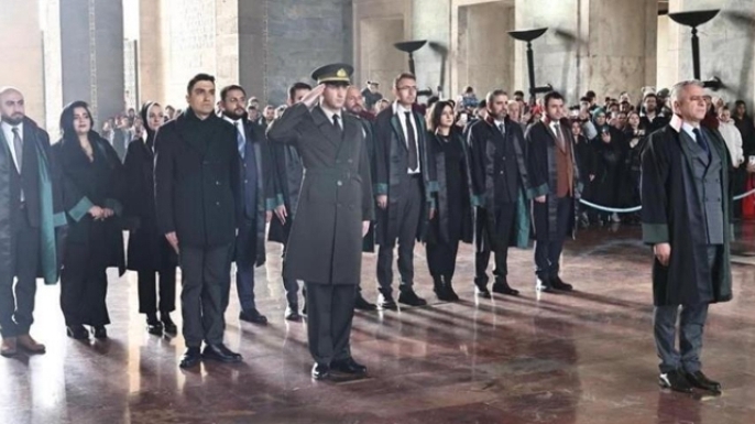 Erzurum Barosu Atatürk’ü Anıtkabir’de andı