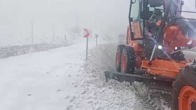 Kop Dağı ve Palandöken geçidi geçit vermedi