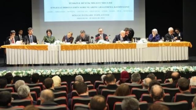 Engelli bireylerin sorunları Erzurum'da konuşuldu