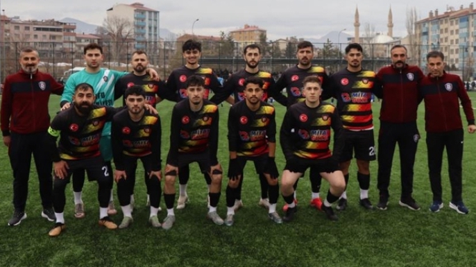 Oltu 25 Mart farklı başladı