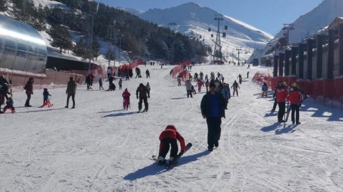 Palandöken’de kayak coşkusu